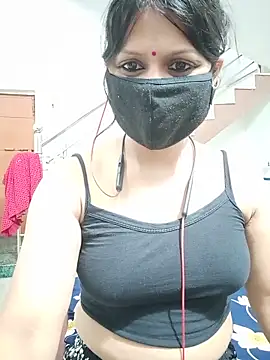 ZOYA-STRIP online show from 05-30-26, 04:23