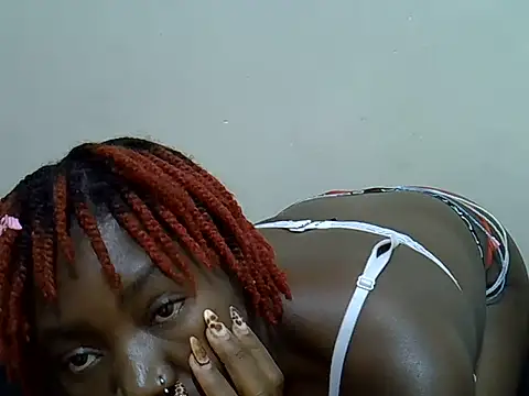 Snapshot of honeydripe chatting on 05-22-26, 11:25 honeydripe online show from 05-22-26, 11:25