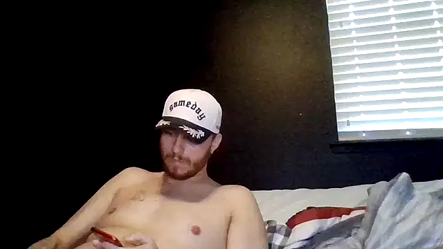 Tallhungcloudyyy online show from 06-18-26, 10:59
