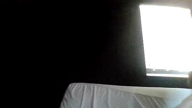 Tallhungcloudyyy online show from 06-10-26, 11:06