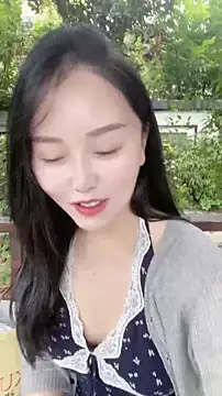 lylxili online show from 07-17-26, 06:43
