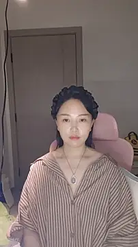 Snapshot of lylxili chatting on 06-04-26, 09:25 lylxili online show from 06-04-26, 09:25