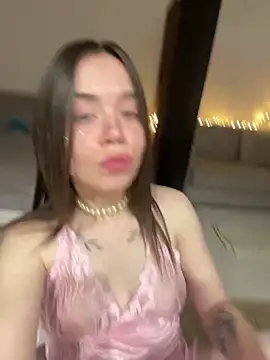 summerDESIRE online show from 05-21-26, 06:16