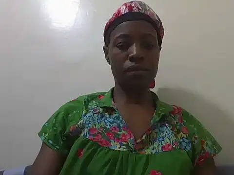 Snapshot of Eebony_Bubbly chatting on 06-17-26, 02:27 Eebony Bubbly online show from 06-17-26, 02:27