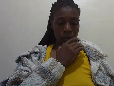 Snapshot of Eebony_Bubbly chatting on 05-31-26, 06:09 Eebony Bubbly online show from 05-31-26, 06:09
