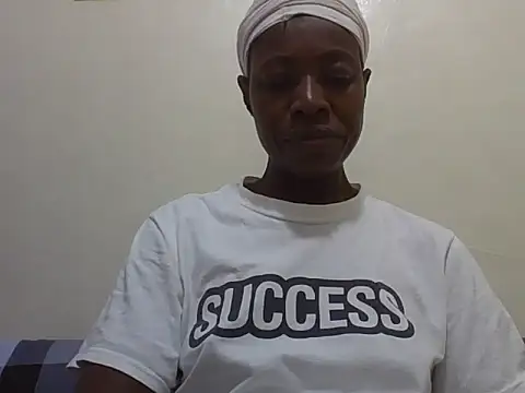 Snapshot of Eebony_Bubbly chatting on 06-04-26, 09:03 Eebony Bubbly online show from 06-04-26, 09:03