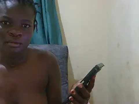 Snapshot of chocolate_peggy chatting on 06-20-26, 12:04 chocolate peggy online show from 06-20-26, 12:04