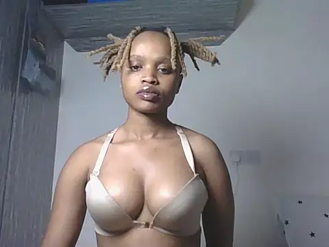 Snapshot of Tempting_Ebony chatting on 06-29-26, 04:50 Tempting Ebony online show from 06-29-26, 04:50