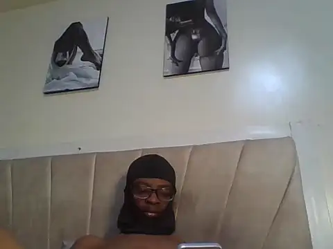 freakyboy255 online show from 07-18-26, 03:42