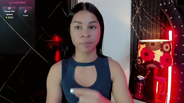 Snapshot of Nayara_K chatting on 06-24-26, 07:33 Nayara K online show from 06-24-26, 07:33