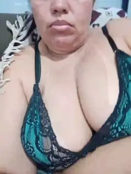 Snapshot of nina28291 chatting on 06-30-26, 03:34 nina28291 online show from 06-30-26, 03:34