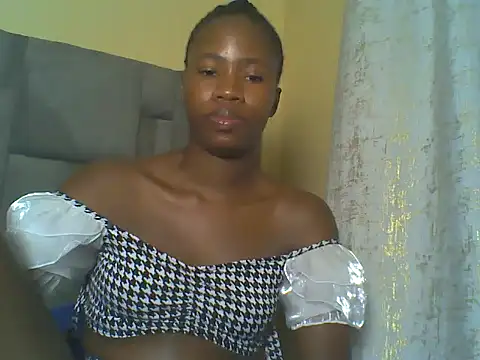 Snapshot of Cuteebony16 chatting on 05-19-26, 03:19 Cuteebony16 online show from 05-19-26, 03:19