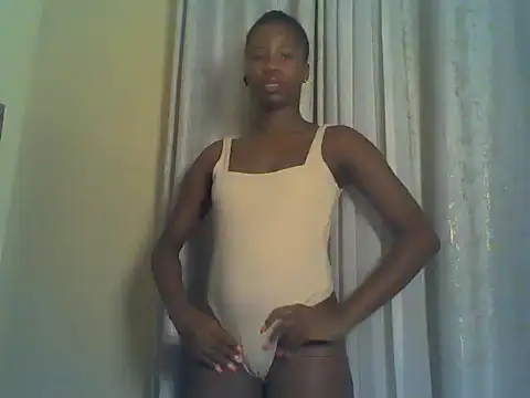 Snapshot of Cuteebony16 chatting on 05-28-26, 06:14 Cuteebony16 online show from 05-28-26, 06:14