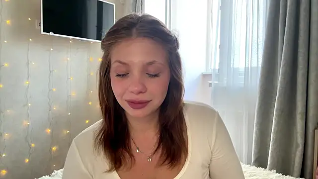 Lia be mine online show from 07-04-26, 08:10