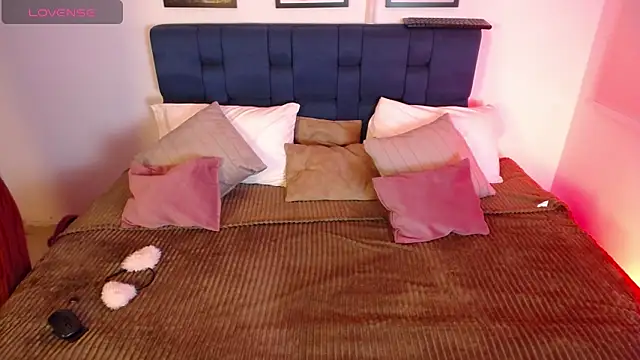 Neko ne 69 online show from 05-27-26, 01:57