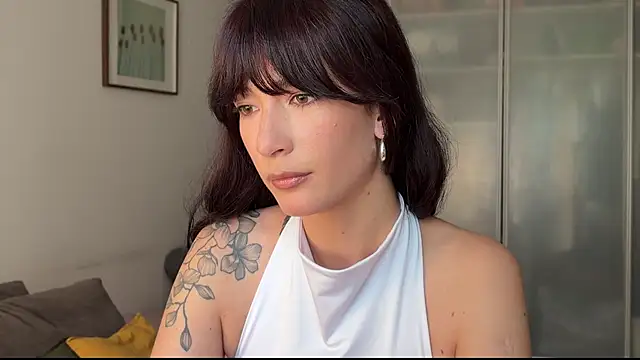 Snapshot of mulaniha chatting on 06-23-26, 05:16 mulaniha online show from 06-23-26, 05:16