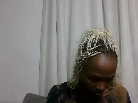 Snapshot of Sleek_petite chatting on 07-11-26, 03:34 Sleek petite online show from 07-11-26, 03:34