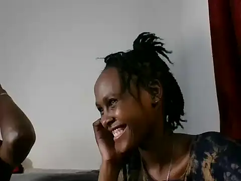 Snapshot of Sleek_petite chatting on 06-08-26, 03:29 Sleek petite online show from 06-08-26, 03:29