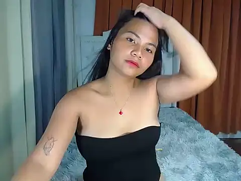 Snapshot of lady_soda chatting on 05-27-26, 06:21 lady soda online show from 05-27-26, 06:21