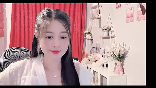 Snapshot of Bee-Cherry chatting on 06-07-26, 07:57 Bee-Cherry online show from 06-07-26, 07:57