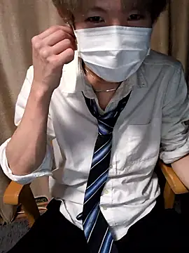 Snapshot of hayato_07 chatting on 06-18-26, 02:55 hayato 07 online show from 06-18-26, 02:55
