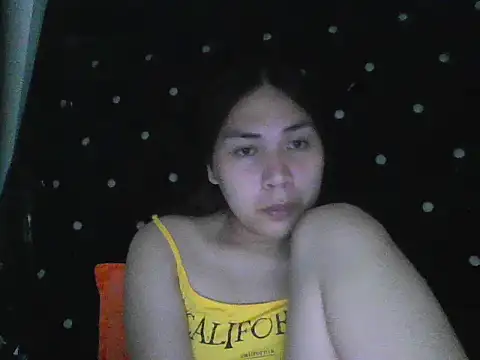 Snapshot of ambercrumbie chatting on 06-02-26, 09:04 ambercrumbie online show from 06-02-26, 09:04