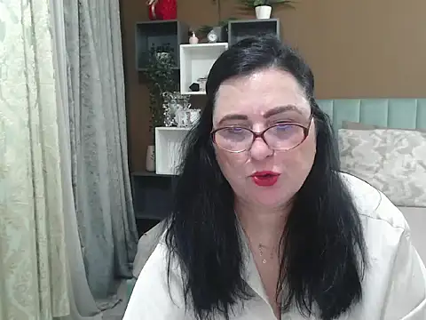 ValerieSmithsx online show from 05-21-26, 06:00