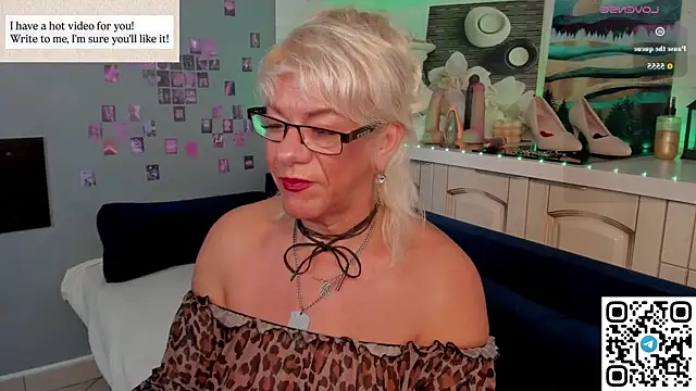 Anna Coolidge online show from 06-28-26, 01:12
