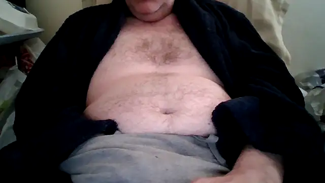 Snapshot of johnboy9781 chatting on 06-19-26, 07:47 johnboy9781 online show from 06-19-26, 07:47