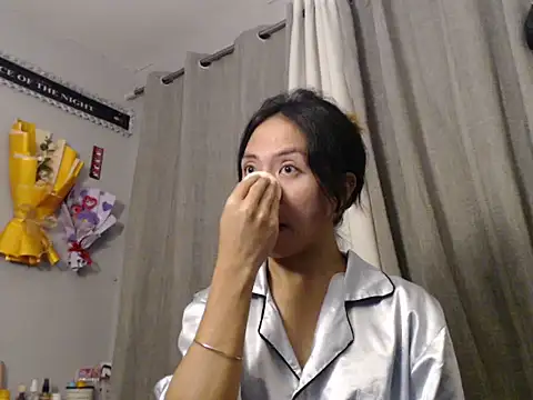 Snapshot of Super_Hot_BunnyXX chatting on 06-24-26, 02:37 Super Hot BunnyXX online show from 06-24-26, 02:37