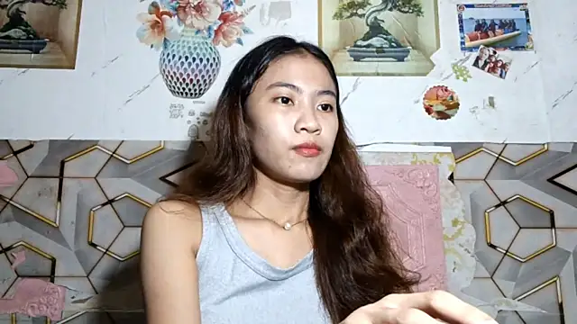 Snapshot of DeeannGunby chatting on 07-16-26, 03:09 DeeannGunby online show from 07-16-26, 03:09