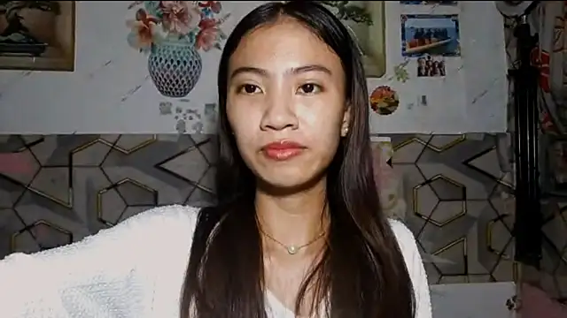 Snapshot of DeeannGunby chatting on 06-10-26, 03:02 DeeannGunby online show from 06-10-26, 03:02