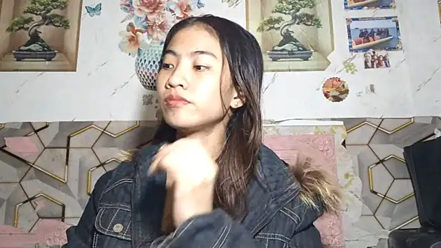 Snapshot of DeeannGunby chatting on 07-12-26, 04:19 DeeannGunby online show from 07-12-26, 04:19