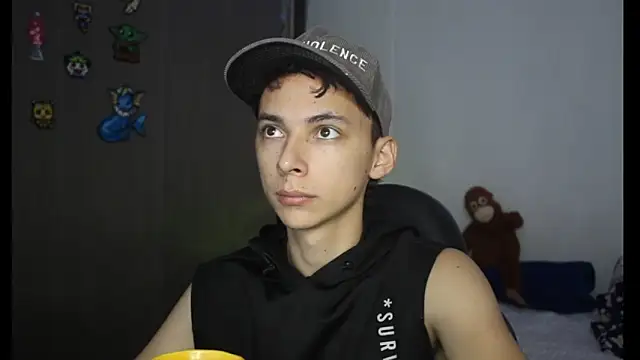 Snapshot of archi_love chatting on 12-08-24, 10:36 archi love online show from 12-08-24, 10:36