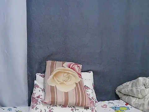 Cute lyn online show from 05-25-26, 10:52