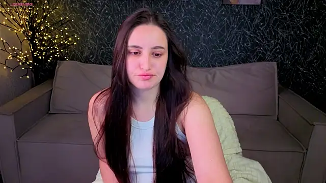 Snapshot of Elizabet_Colllins chatting on 07-08-26, 01:41 Elizabet Colllins online show from 07-08-26, 01:41