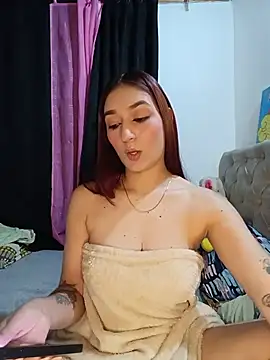 Snapshot of Mia_angelita chatting on 07-14-26, 07:24 Mia angelita online show from 07-14-26, 07:24