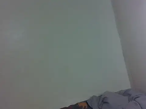 Snapshot of vinsishly chatting on 06-20-26, 03:39 vinsishly online show from 06-20-26, 03:39