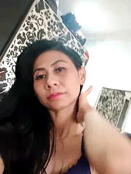 Snapshot of Alisaa0716 chatting on 06-01-26, 08:03 Alisaa0716 online show from 06-01-26, 08:03