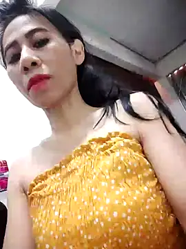 Snapshot of Alisaa0716 chatting on 06-05-26, 06:40 Alisaa0716 online show from 06-05-26, 06:40