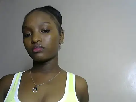 Snapshot of Sexy_strawberina chatting on 06-27-26, 09:59 Sexy strawberina online show from 06-27-26, 09:59