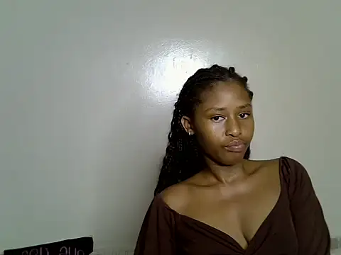 Snapshot of Sexy_strawberina chatting on 06-03-26, 11:55 Sexy strawberina online show from 06-03-26, 11:55