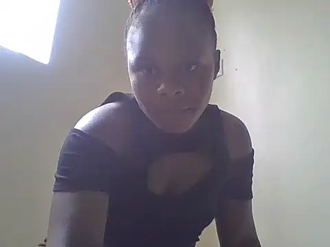 Snapshot of Swt_pie chatting on 06-18-26, 10:42 Swt pie online show from 06-18-26, 10:42