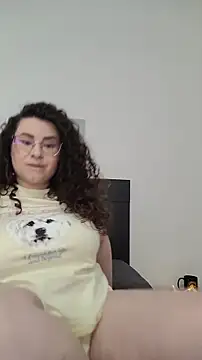 Elissa Floyd   online show from 05-25-26, 04:34