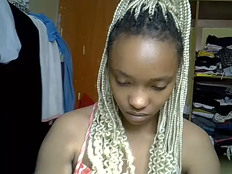 Snapshot of pretty_jazminee1 chatting on 05-27-26, 06:32 pretty jazminee1 online show from 05-27-26, 06:32