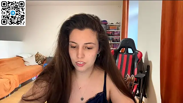 Snapshot of SweetFenomen67 chatting on 07-08-26, 03:34 SweetFenomen67 online show from 07-08-26, 03:34