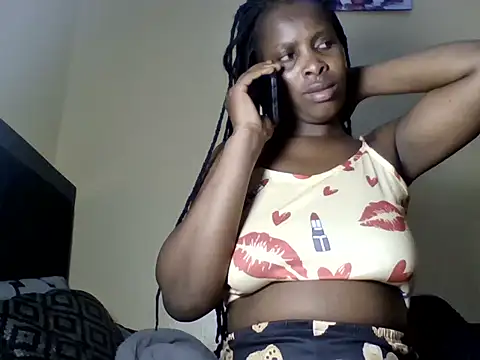 camila lorah online show from 07-09-26, 08:19