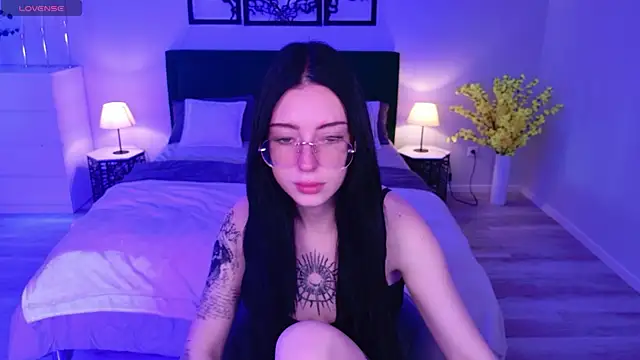 Snapshot of AlexisBliss chatting on 07-04-26, 04:52 AlexisBliss online show from 07-04-26, 04:52