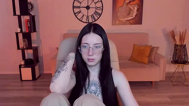 Snapshot of AlexisBliss chatting on 07-07-26, 06:47 AlexisBliss online show from 07-07-26, 06:47