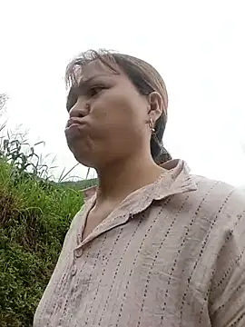 Snapshot of lya_sexyy chatting on 06-18-26, 01:48 lya sexyy online show from 06-18-26, 01:48